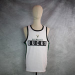 Camiseta Giannis Antetokounmpo. Milwaukee Bucks. Sin mangas. NBA Brand