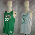 Camiseta Kareem Abdul Jabbar. Milwaukee Bucks. #33 reversible verde blanca. Mitchell and Ness