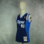 Camiseta Dirk Nowitzki. Dallas Mavericks. #41. 2011-2012. Azul. Swingman. Hardwood Classics.