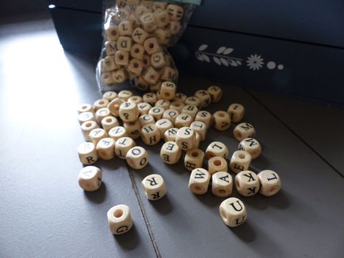 Rico Design - Cubes en bois alphabet Bout arrondi  (Ref 8796 26 05)