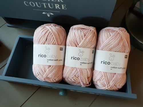 Rico Design - Baby Cotton Soft Print DK coloris Rose-Orange 025