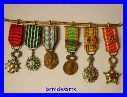 Barrette de décorations en OR 18 carats munie de 6 réductions guerre 1939 - 1945