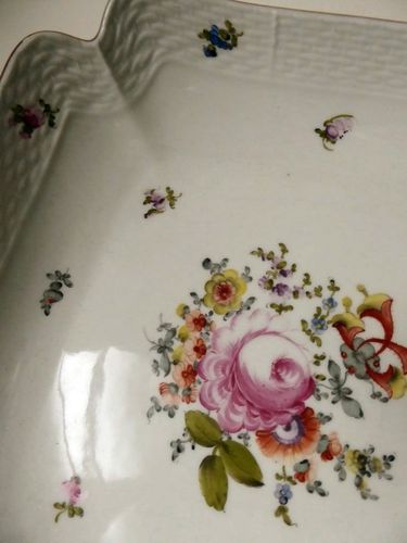 SUPERB HAND PAINTED HEREND HUNGARY PORCELAIN BOWL DISH