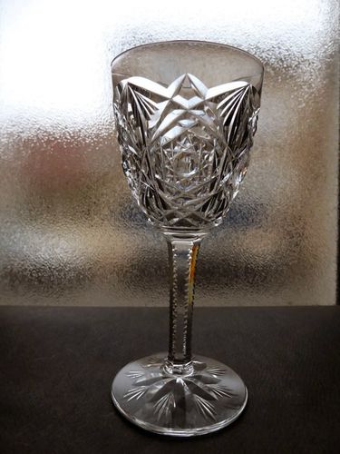 BACCARAT LAGNY CRYSTAL GLASS signed  13 cm     stock: 0