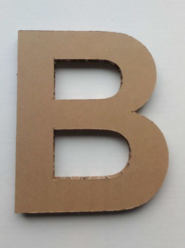 Lettre B en carton