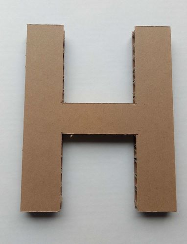 Lettre H en carton