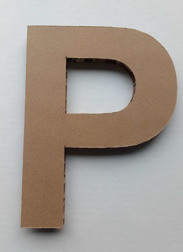 Lettre P en carton