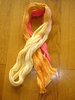 Echarpe plissée ombrée en lin et coton - Dégradé d'orange, de jaune et corail