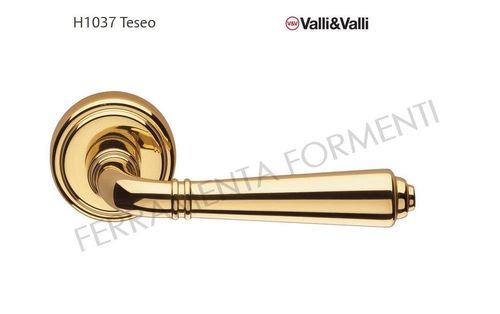 Maniglia per porta Valli& Valli H1037 R8 Teseo in ottone, color oro lucido, design Valli Workshop