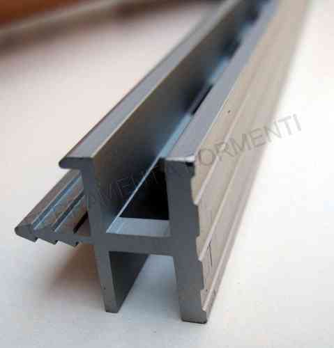 Side aluminium rack profile for paneling, boiseries, walk-in closet, positionable brackets, 260 cm