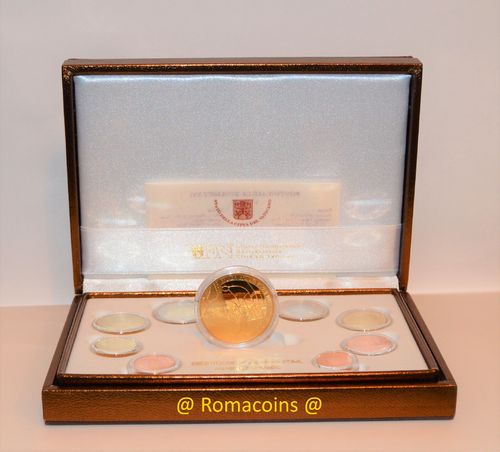Vatican Proof Set 2011 with Gold Medal only 300 Ex. !!!