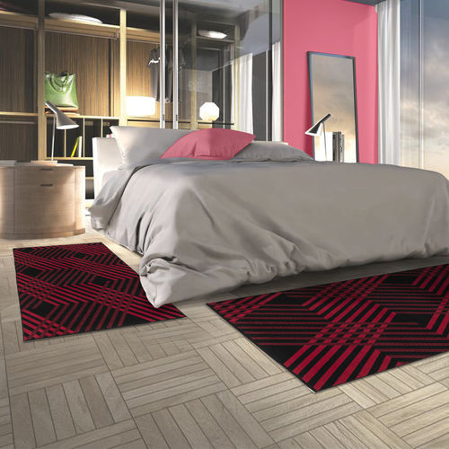 COLOR - Tappeto Parure Scendiletto Moderno Geometrico Elegante Rigato Rosso Nero - 4257 Black Red
