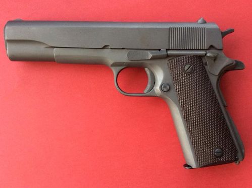 Pistola Ithaca 1911 A1 Cal.45ACP Nº1238731 Como Nova
