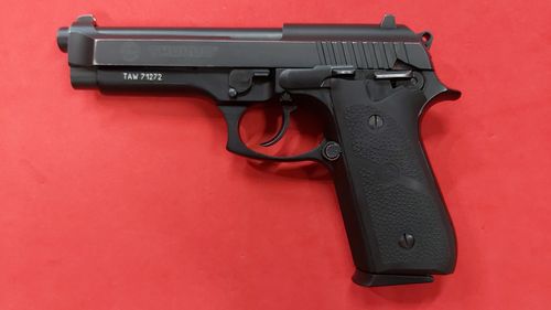 Pistola Taurus PT92 AF Cal.9x19 Como Nova (VENDIDA)